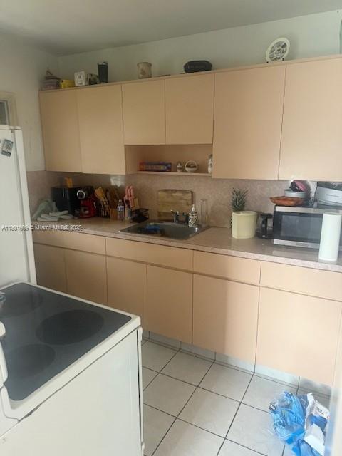 3 of 8 - 511 Nw 33rd Ave, Miami, FL