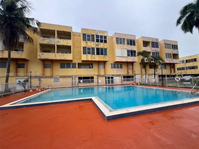 2 of 20 - 1555 W 44th Pl 103, Hialeah, FL