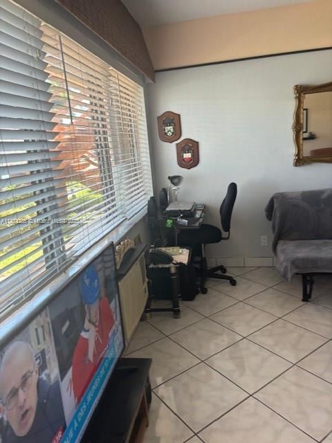 4 of 18 - 900 Sw 11th Ave 4c, Hallandale Beach, FL