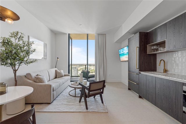 5 of 24 - 601 Ne 1st Ave Ph5103, Miami, FL