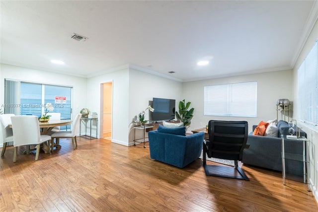 4 of 21 - 2270 Havana Dr, Miramar, FL