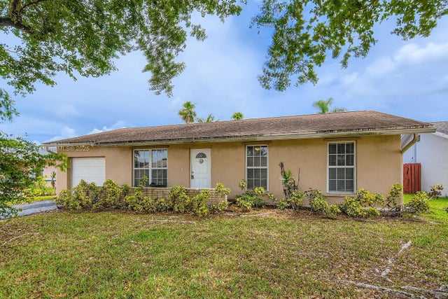 2 of 28 - 11035 Nw 27th St, Sunrise, FL