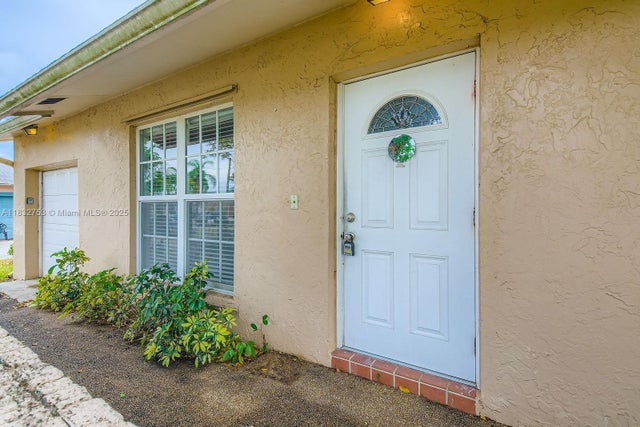 4 of 28 - 11035 Nw 27th St, Sunrise, FL
