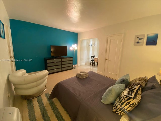 4 of 13 - 503 75th St 7504, Miami Beach, FL