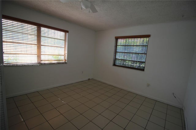 5 of 15 - 2216 Sw 62nd Ave, Miami, FL