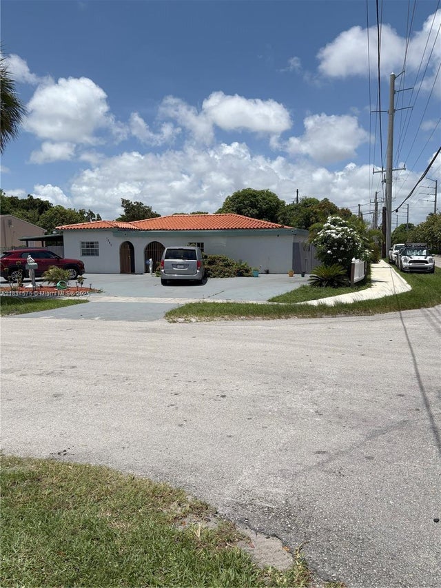 1 of 73 - 1385 Ne 130th St, North Miami, FL