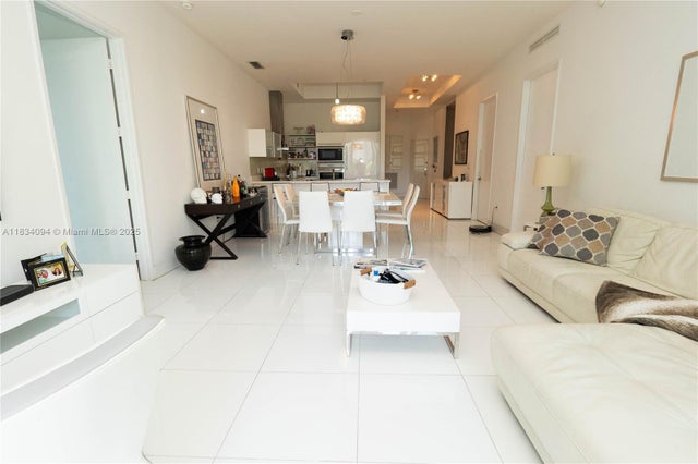 5 of 25 - 150 Sunny Isles Blvd 1-th403, Sunny Isles Beach, FL