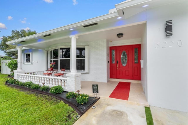 3 of 25 - 5220 Sw 6th St, Plantation, FL