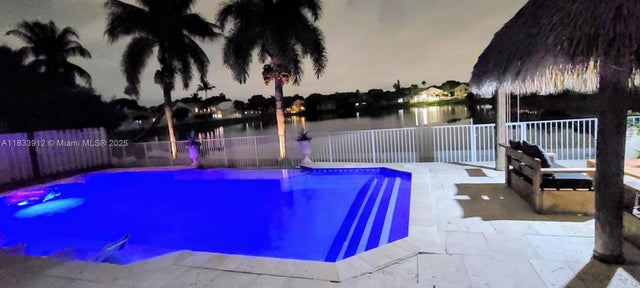 4 of 36 - 3460 Sw 52nd St, Hollywood, FL