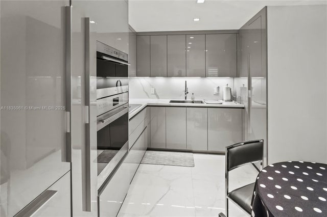 8877 Collins Ave 705, Surfside