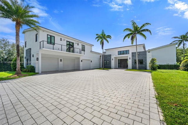 2 of 68 - 11350 Nw 8th St, Plantation, FL