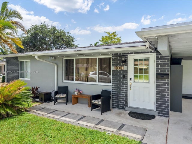 3 of 34 - 5103 Sw 93rd Ave, Cooper City, FL