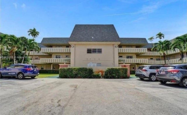 1 of 9 - N/A, Hollywood, FL