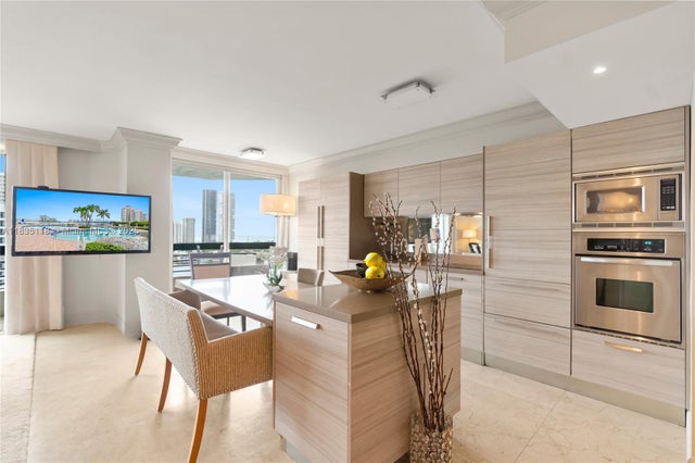 4 of 60 - 3530 Mystic Pointe Dr 1714, Aventura, FL
