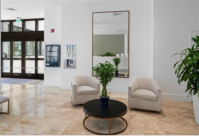 5 of 19 - 2101 S Ocean Dr 507, Hollywood, FL