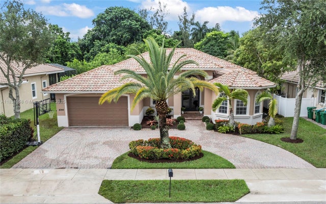 2 of 38 - 8346 Sw 51st St, Fort Lauderdale, FL