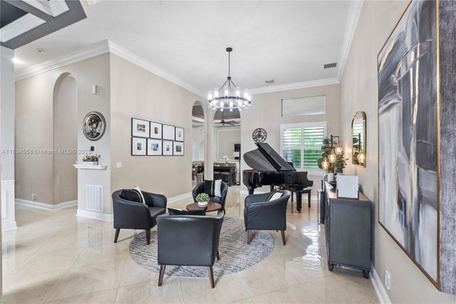 4 of 38 - 8346 Sw 51st St, Fort Lauderdale, FL
