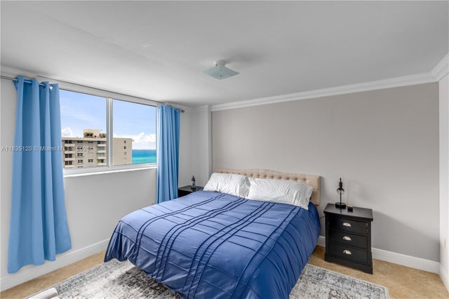 5 of 28 - 401 Ocean Dr 1024, Miami Beach, FL