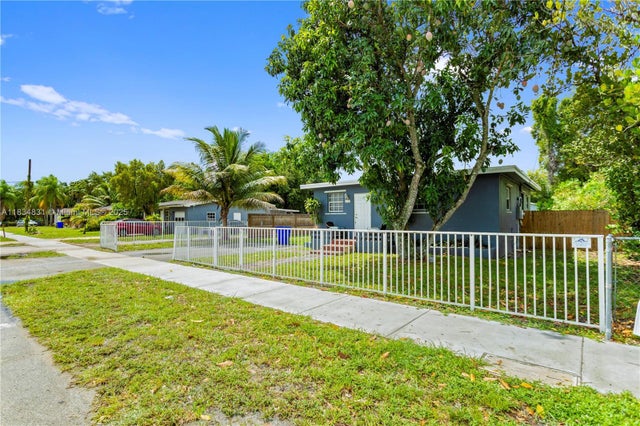 3 of 52 - 5734 Mckinley St, Hollywood, FL