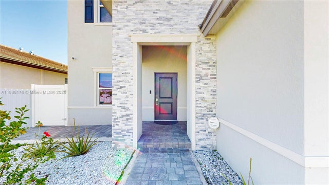 4 of 67 - 21421 Sw 127th Ct, Miami, FL