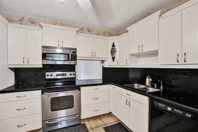 3 of 44 - 4965 E Sabal Palm Blvd 207, Tamarac, FL
