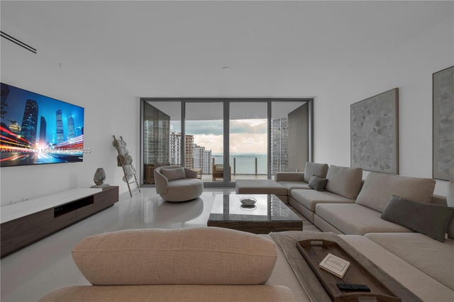 5 of 74 - 300 Biscayne Boulevard Way #2804 2804, Miami, FL