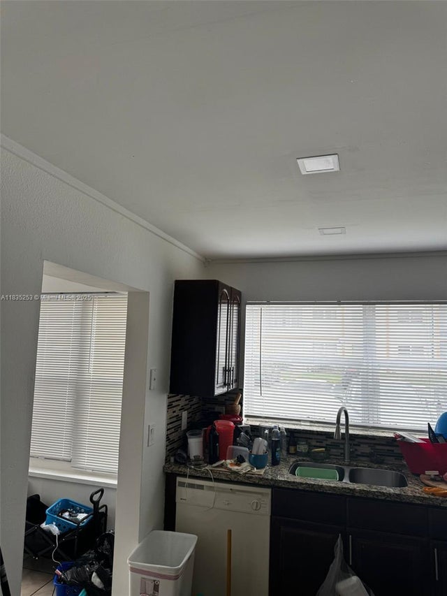 2 of 10 - 2201 Nw 41st Ave 108, Lauderhill, FL