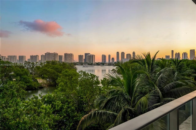 1 of 54 - 16385 Biscayne Blvd 301, North Miami Beach, FL
