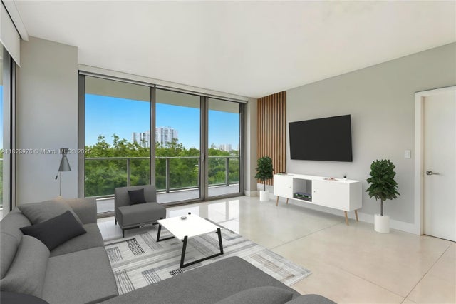 5 of 54 - 16385 Biscayne Blvd 301, North Miami Beach, FL