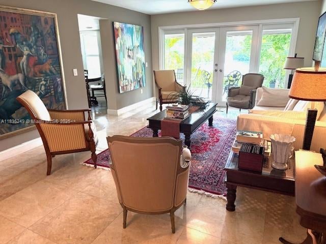 3 of 24 - 5440 Sw 70th Pl N, Miami, FL