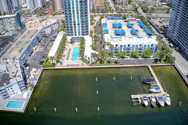 4 of 53 - 1945 S Ocean Dr 901, Hallandale Beach, FL