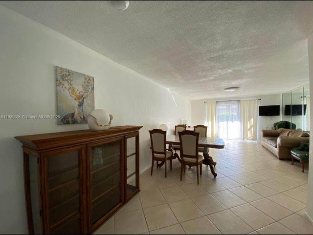 4 of 7 - 700 Layne Blvd 115, Hallandale Beach, FL