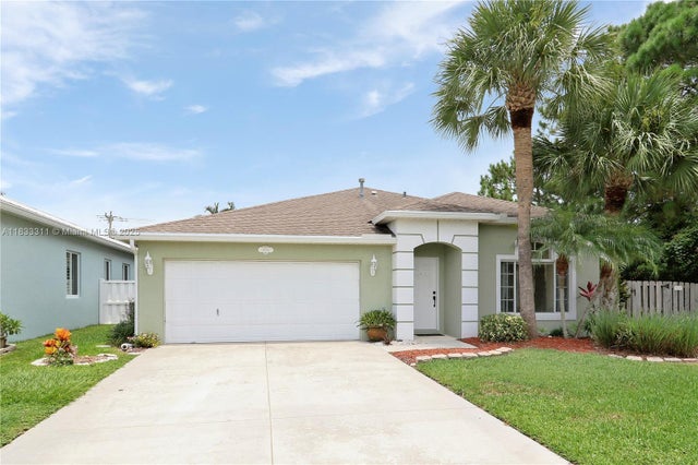 1 of 30 - 4735 Se Winter Haven Ct, Stuart, FL