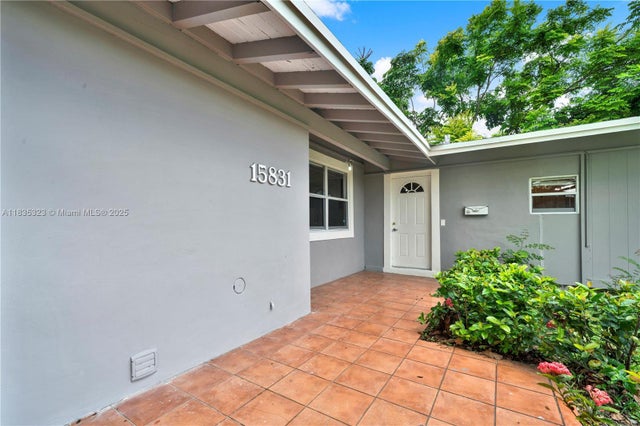 2 of 46 - 15831 Palmetto Club Dr, Miami, FL