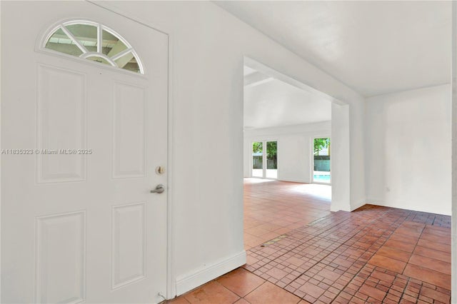 3 of 46 - 15831 Palmetto Club Dr, Miami, FL