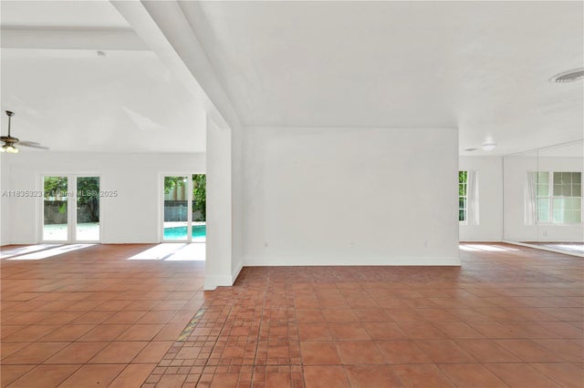 4 of 46 - 15831 Palmetto Club Dr, Miami, FL