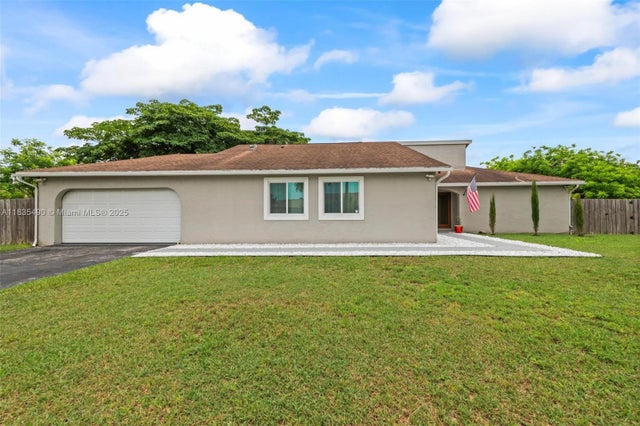 1 of 38 - 16255 Sw 281st St, Homestead, FL