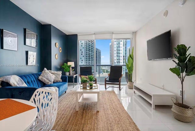 4 of 16 - 485 Brickell Ave 1606, Miami, FL