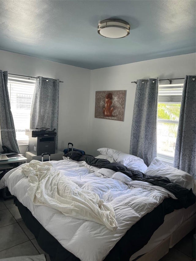 1 of 8 - 7595 Sw 28th St Rd, Miami, FL