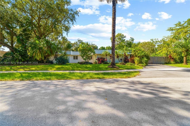 3 of 49 - 15200 Sw 81st Ave, Palmetto Bay, FL