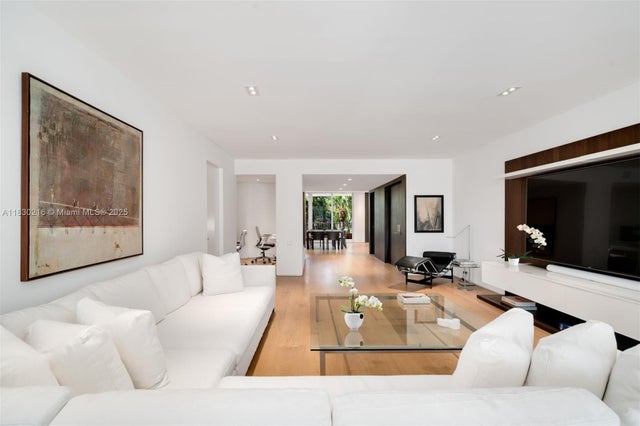 4 of 35 - 789 Crandon Blvd 305, Key Biscayne, FL