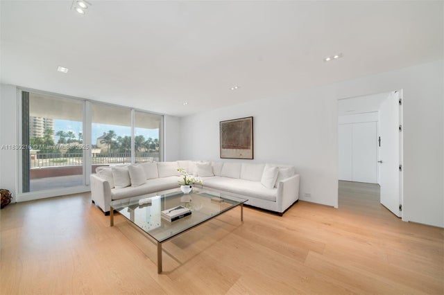 5 of 35 - 789 Crandon Blvd 305, Key Biscayne, FL
