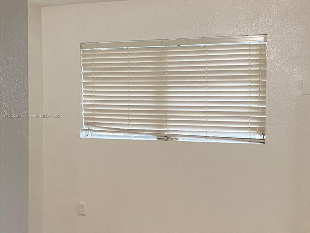 4 of 8 - 3901 Sw 112th Ave 25, Miami, FL