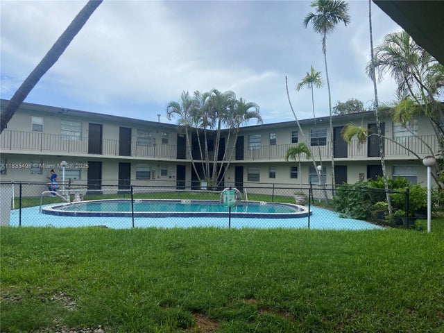 5 of 8 - 3901 Sw 112th Ave 25, Miami, FL