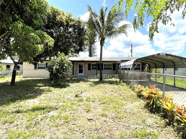 3 of 17 - 1148 N Singleton Ave, Titusville, FL