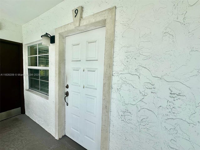 3 of 19 - 924 Se 2nd St 9, Fort Lauderdale, FL