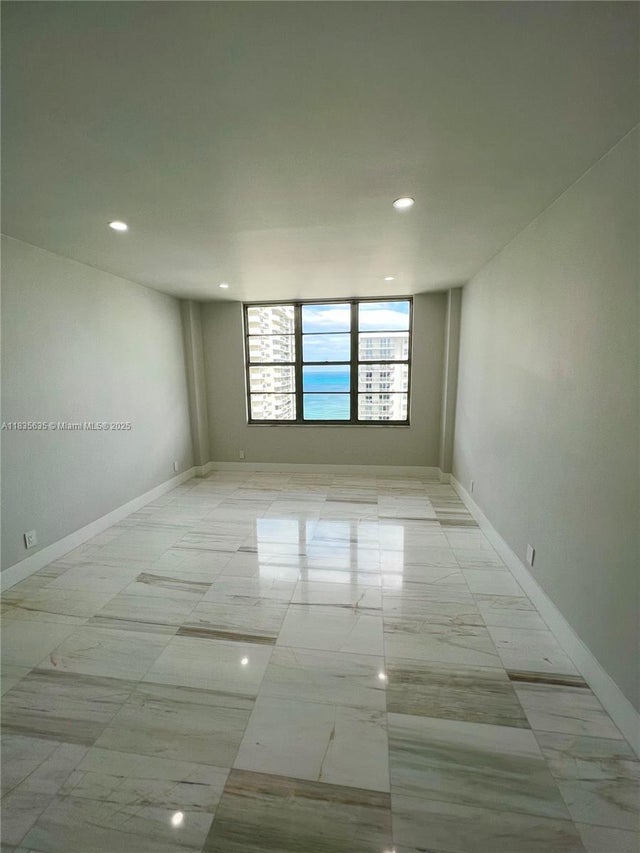 5 of 13 - 5700 Collins Ave 16b, Miami Beach, FL