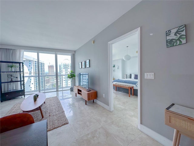 1 of 18 - 485 Brickell Ave 3606, Miami, FL