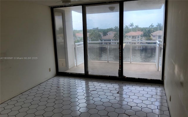 5 of 20 - 1600 S Ocean Dr 5b, Hollywood, FL