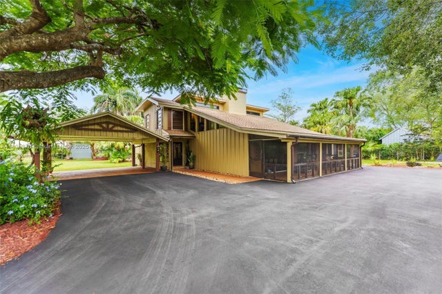1 of 38 - 28550 Sw 192nd Ave, Homestead, FL